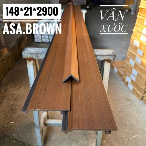 Tấm ốp gỗ nhựa ngoài trời một sóng phủ Asa, độ dày 21mm. Màu Brown vân xước
